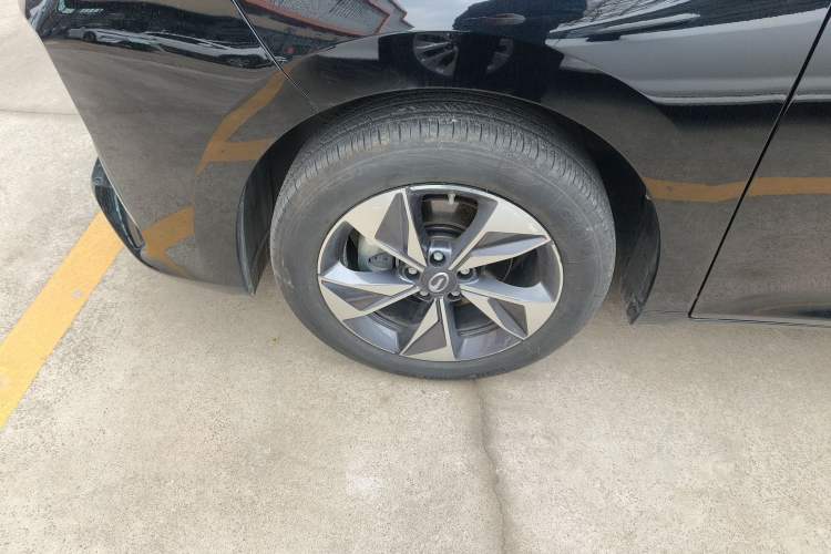 Used GAC Trumpchi M6 2023 PRO 270T DCT Luxury Edition Left Front Wheel Hub