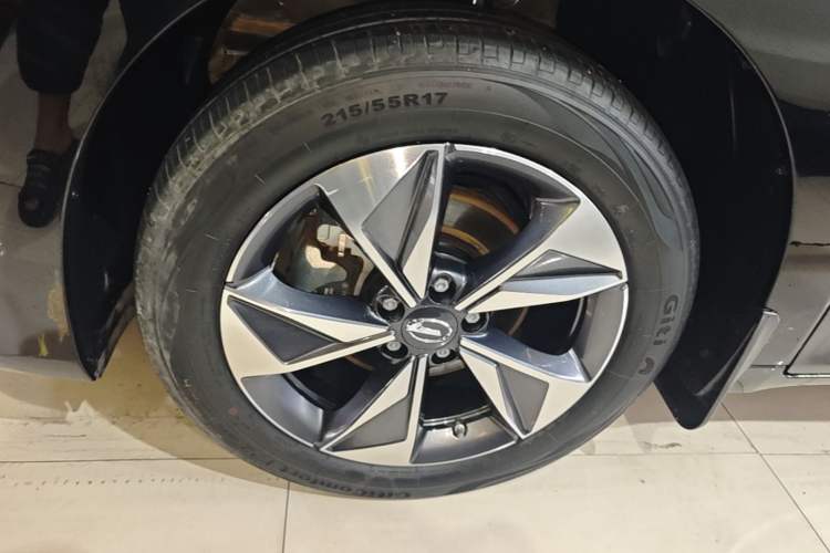 Used GAC Trumpchi M6 2023 PRO 270T DCT Luxury Edition Left Front Wheel Hub