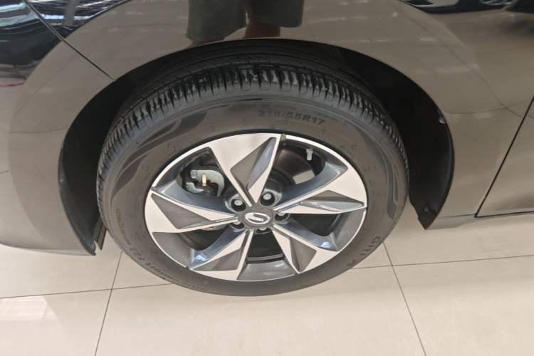 Used GAC Trumpchi M6 2023 PRO 270T DCT Luxury Edition Left Front Wheel Hub
