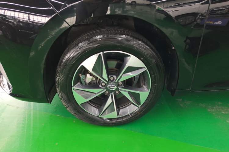 Used GAC Trumpchi M6 2023 PRO 270T DCT Luxury Edition Left Front Wheel Hub
