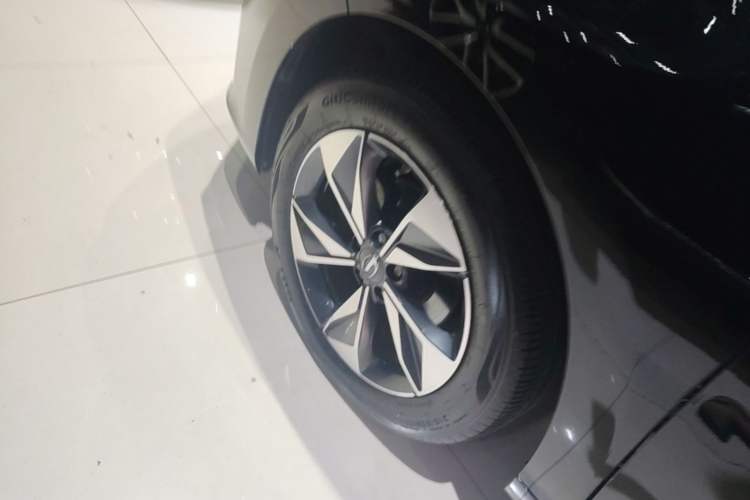 Used GAC Trumpchi M6 2023 PRO 270T DCT Luxury Edition Left Front Wheel Hub