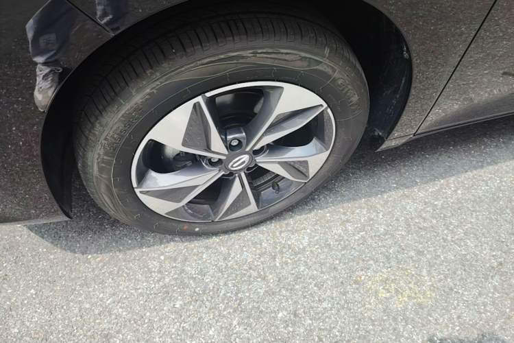 Used GAC Trumpchi M6 2023 PRO 270T DCT Luxury Edition Left Front Wheel Hub