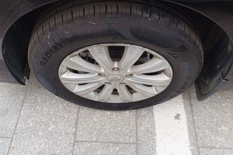 Used GAC Trumpchi M6 2023 PRO 270T DCT Elite Edition Left Front Wheel Hub