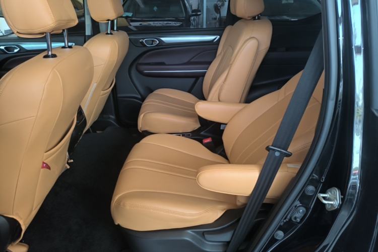 Used GAC Trumpchi M6 2023 PRO 270T DCT Luxury Edition Left Rear Seat