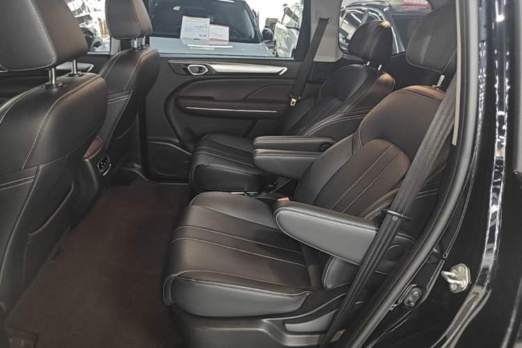 Used GAC Trumpchi M6 2023 PRO 270T DCT Luxury Edition Left Rear Seat