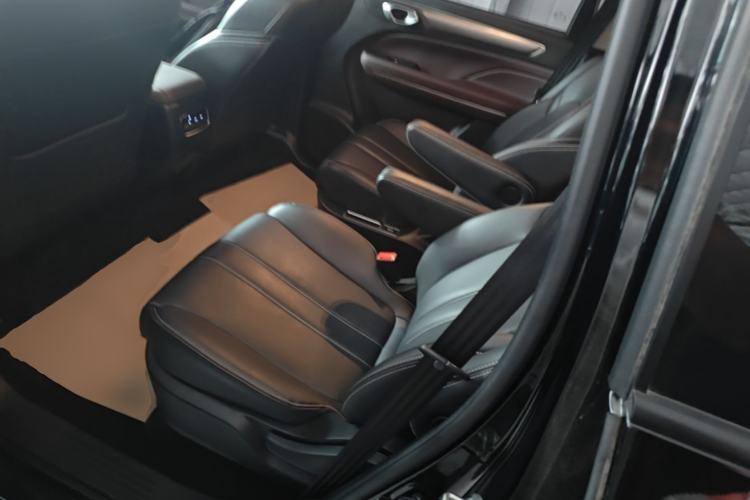 Used GAC Trumpchi M6 2023 PRO 270T DCT Luxury Edition Left Rear Seat