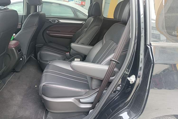 Used GAC Trumpchi M6 2023 PRO 270T DCT Luxury Edition Left Rear Seat