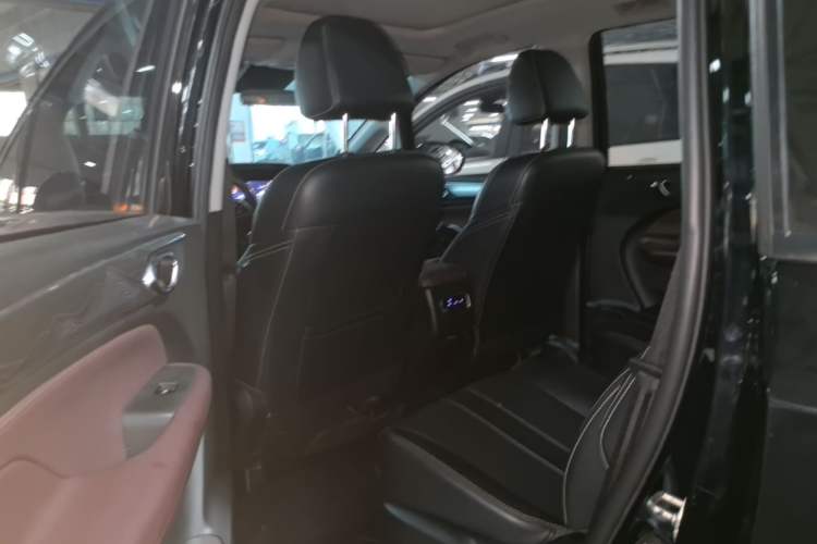Used GAC Trumpchi M6 2023 PRO 270T DCT Luxury Edition Left Rear Seat