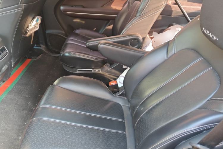 Used GAC Trumpchi M6 2023 PRO 270T DCT Luxury Edition Left Rear Seat