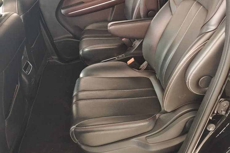 Used GAC Trumpchi M6 2023 PRO 270T DCT Luxury Edition Left Rear Seat