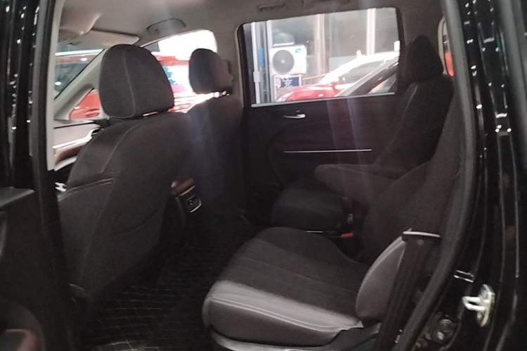 Used GAC Trumpchi M6 2023 PRO 270T DCT Elite Edition Left Rear Seat