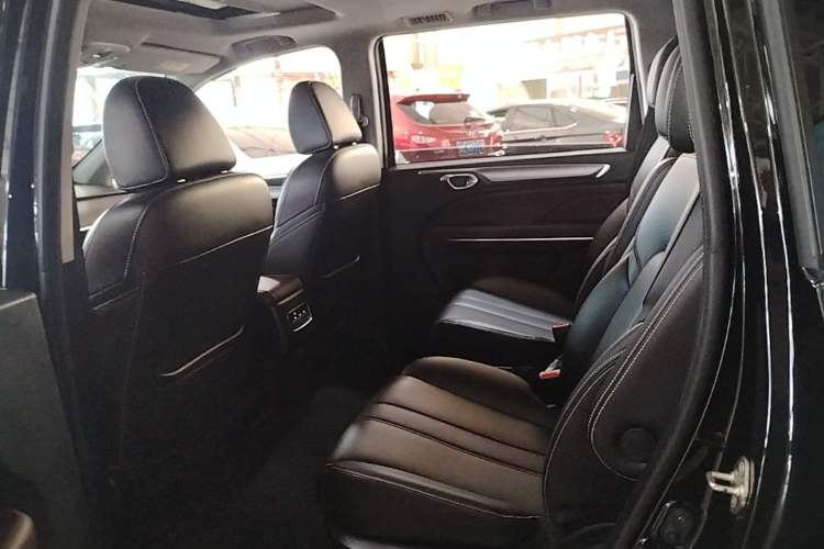 Used GAC Trumpchi M6 2023 PRO 270T DCT Luxury Edition Left Rear Seat
