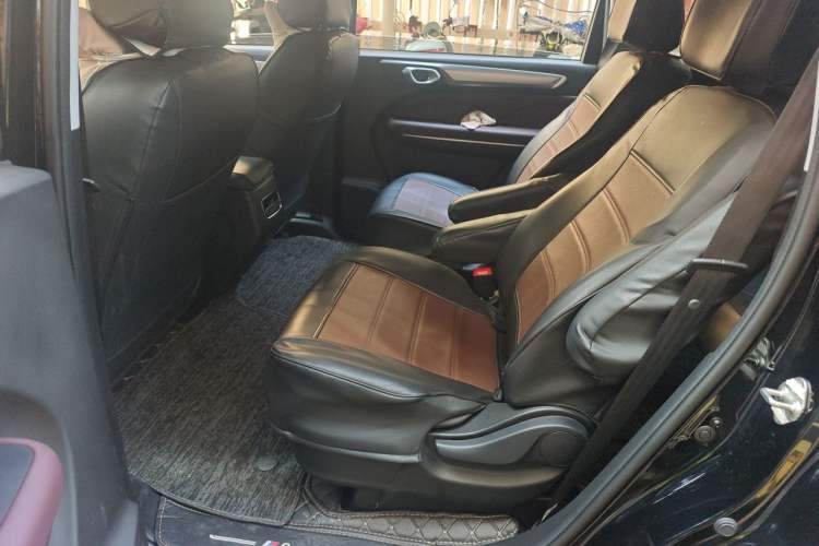 Used GAC Trumpchi M6 2023 PRO 270T DCT Luxury Edition Left Rear Seat
