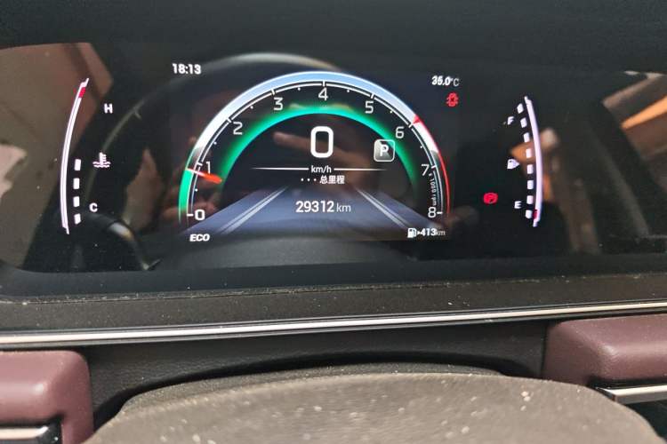Used GAC Trumpchi M6 2023 PRO 270T DCT Luxury Edition Odometer Close Up