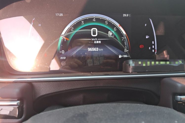 Used GAC Trumpchi M6 2023 PRO 270T DCT Luxury Edition Odometer Close Up
