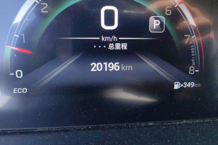 Used GAC Trumpchi M6 2023 PRO 270T DCT Elite Edition Odometer Close Up