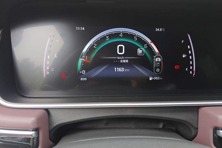 Used GAC Trumpchi M6 2023 PRO 270T DCT Luxury Edition Odometer Close Up