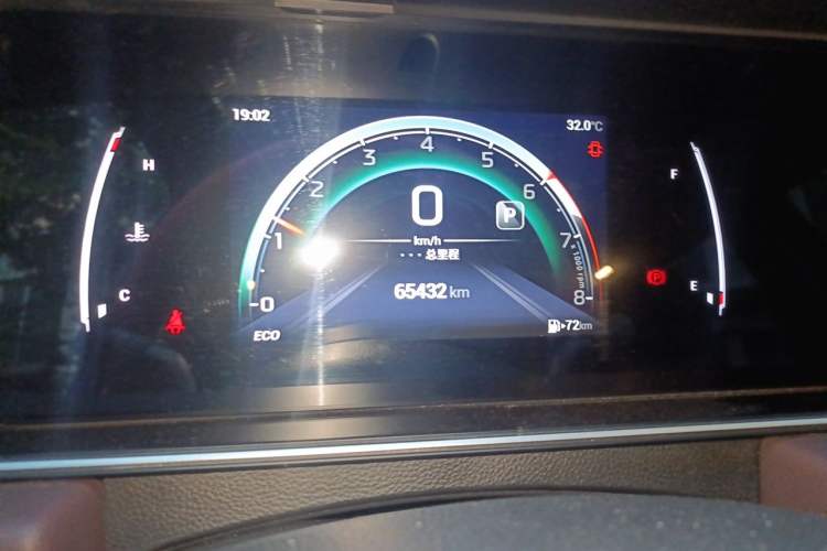 Used GAC Trumpchi M6 2023 PRO 270T DCT Luxury Edition Odometer Close Up