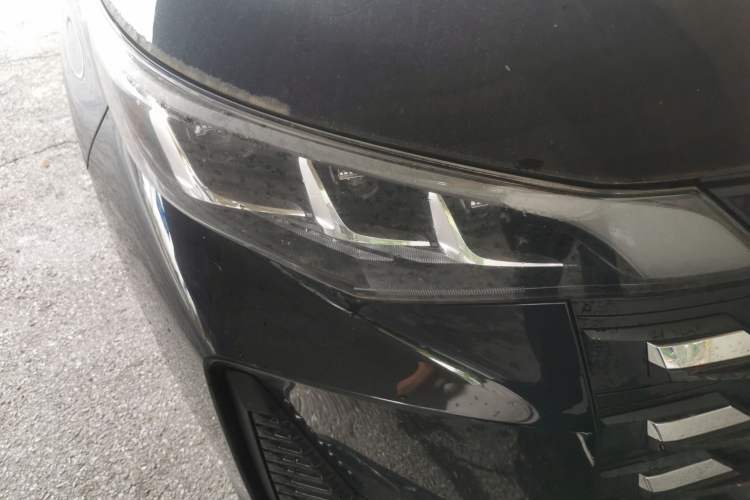 Used GAC Trumpchi M6 2023 PRO 270T DCT Luxury Edition Right Front Headlight