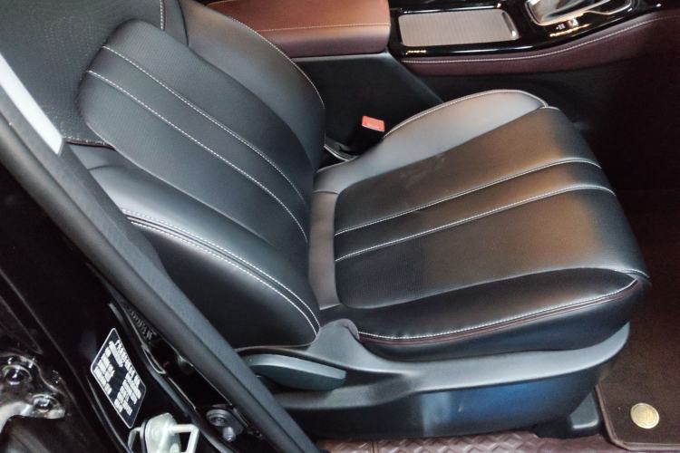 Used GAC Trumpchi M6 2023 PRO 270T DCT Luxury Edition Right Front Seat