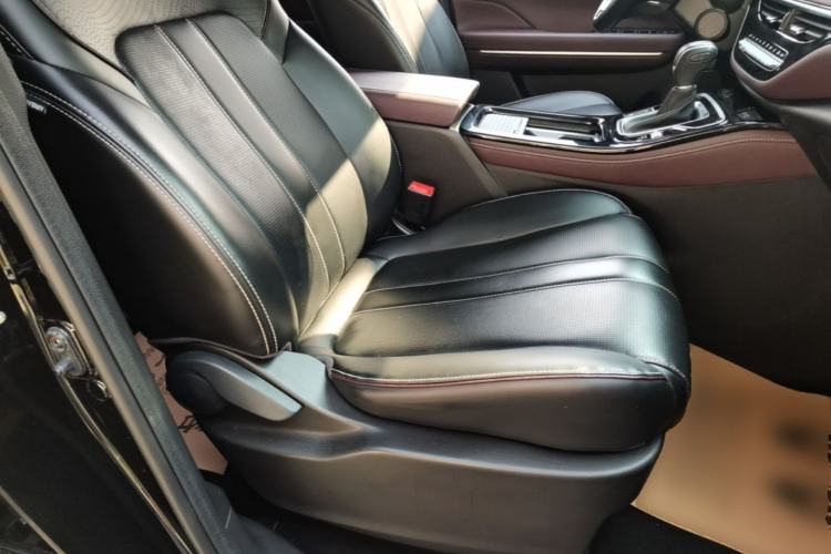 Used GAC Trumpchi M6 2023 PRO 270T DCT Luxury Edition Right Front Seat