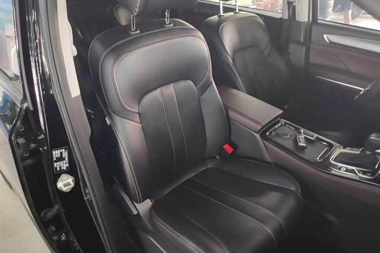 Used GAC Trumpchi M6 2023 PRO 270T DCT Luxury Edition Right Front Seat