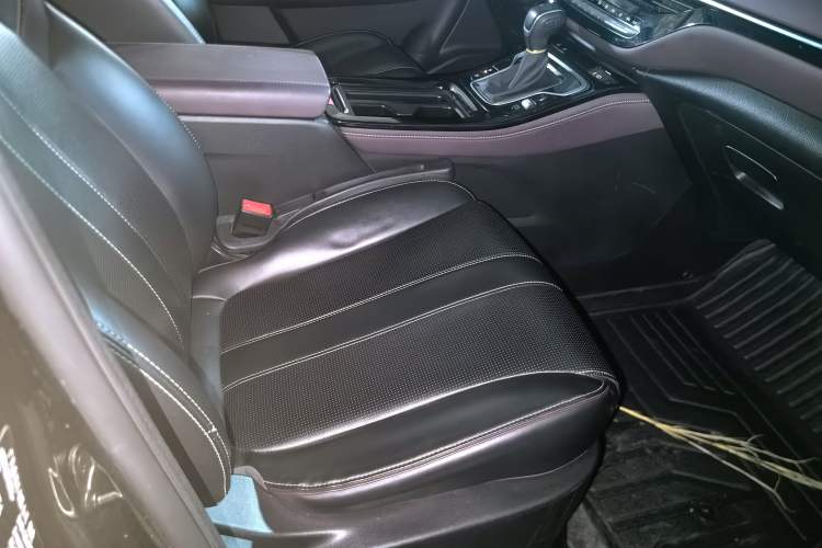Used GAC Trumpchi M6 2023 PRO 270T DCT Luxury Edition Right Front Seat