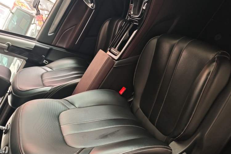 Used GAC Trumpchi M6 2023 PRO 270T DCT Luxury Edition Right Front Seat