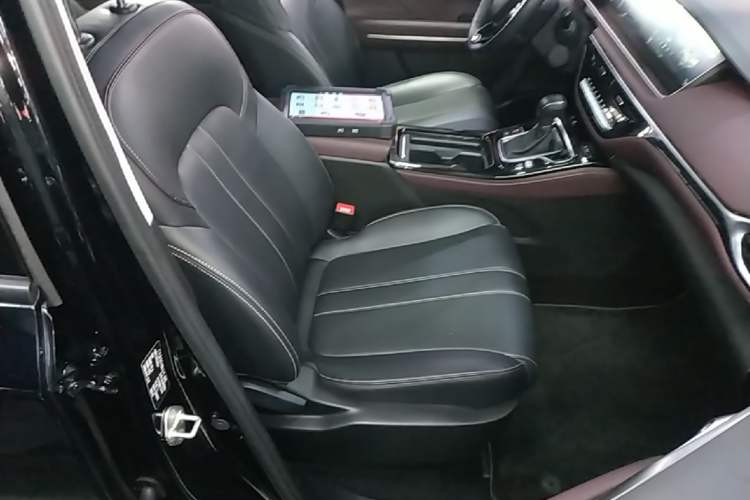 Used GAC Trumpchi M6 2023 PRO 270T DCT Luxury Edition Right Front Seat