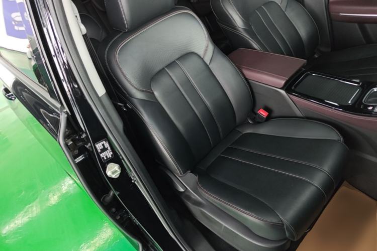 Used GAC Trumpchi M6 2023 PRO 270T DCT Luxury Edition Right Front Seat