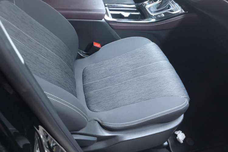 Used GAC Trumpchi M6 2023 PRO 270T DCT Elite Edition Right Front Seat