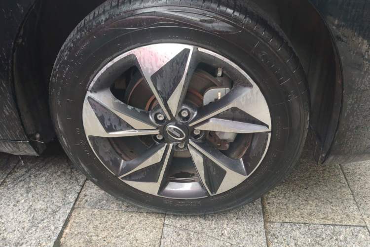 Used GAC Trumpchi M6 2023 PRO 270T DCT Luxury Edition Right Front Wheel Hub