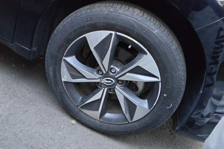 Used GAC Trumpchi M6 2023 PRO 270T DCT Luxury Edition Right Front Wheel Hub