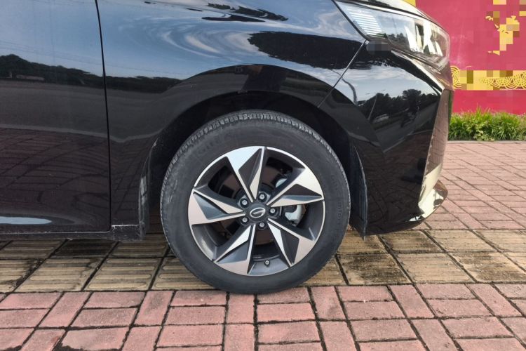 Used GAC Trumpchi M6 2023 PRO 270T DCT Luxury Edition Right Front Wheel Hub