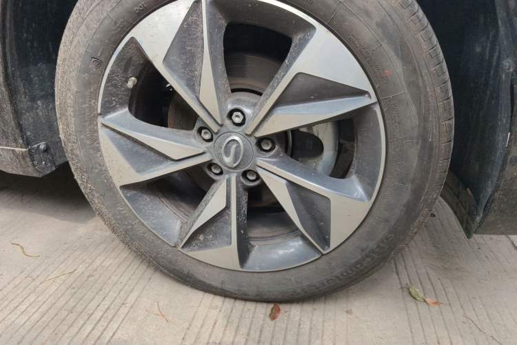 Used GAC Trumpchi M6 2023 PRO 270T DCT Luxury Edition Right Front Wheel Hub
