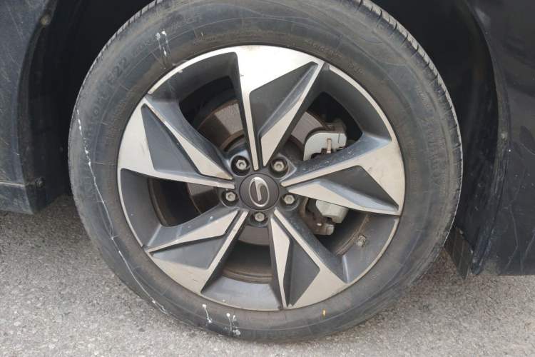 Used GAC Trumpchi M6 2023 PRO 270T DCT Luxury Edition Right Front Wheel Hub