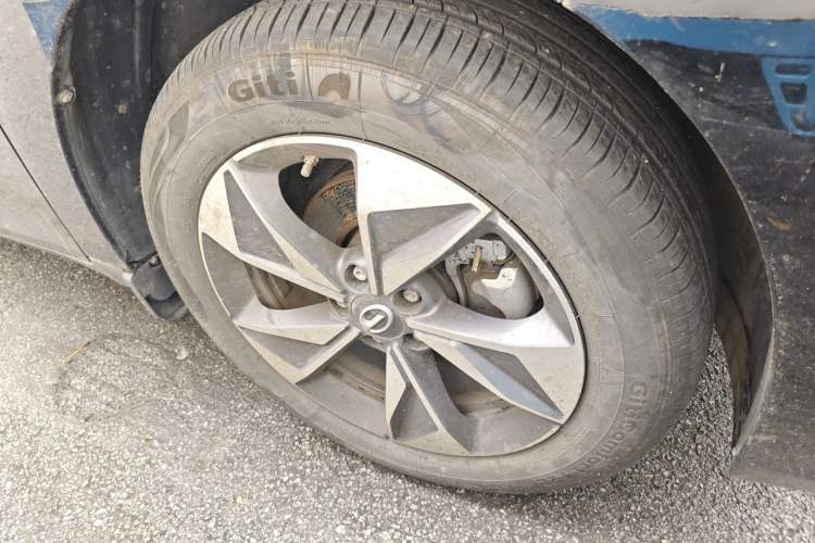 Used GAC Trumpchi M6 2023 PRO 270T DCT Luxury Edition Right Front Wheel Hub