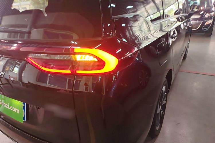 Used GAC Trumpchi M6 2023 PRO 270T DCT Luxury Edition Right Rear Taillight