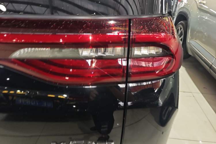 Used GAC Trumpchi M6 2023 PRO 270T DCT Luxury Edition Right Rear Taillight