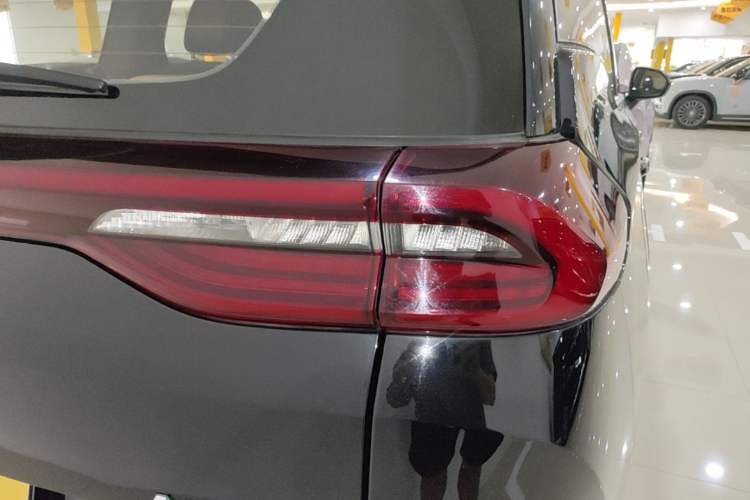 Used GAC Trumpchi M6 2023 PRO 270T DCT Luxury Edition Right Rear Taillight