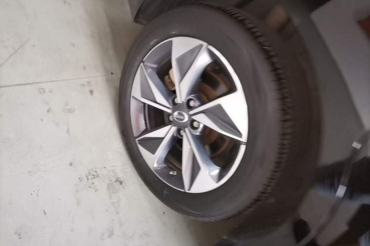 Used GAC Trumpchi M6 2023 PRO 270T DCT Luxury Edition Right Rear Wheel Hub