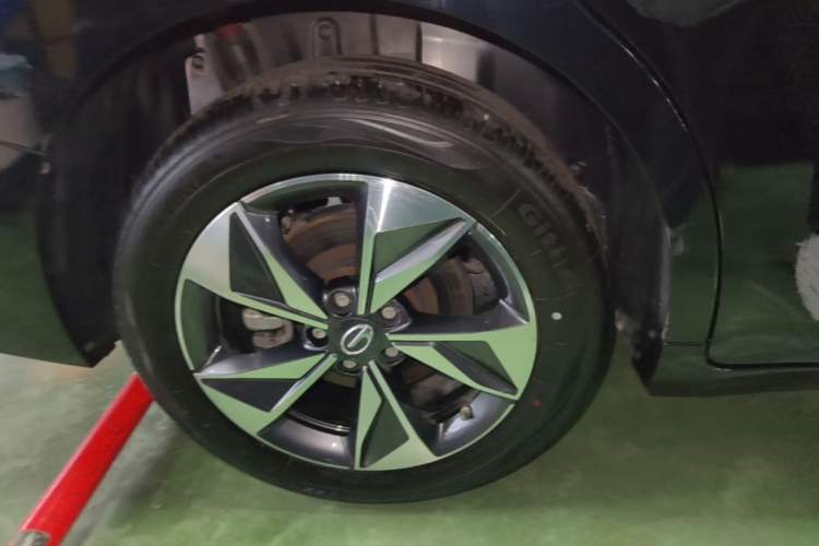 Used GAC Trumpchi M6 2023 PRO 270T DCT Luxury Edition Right Rear Wheel Hub