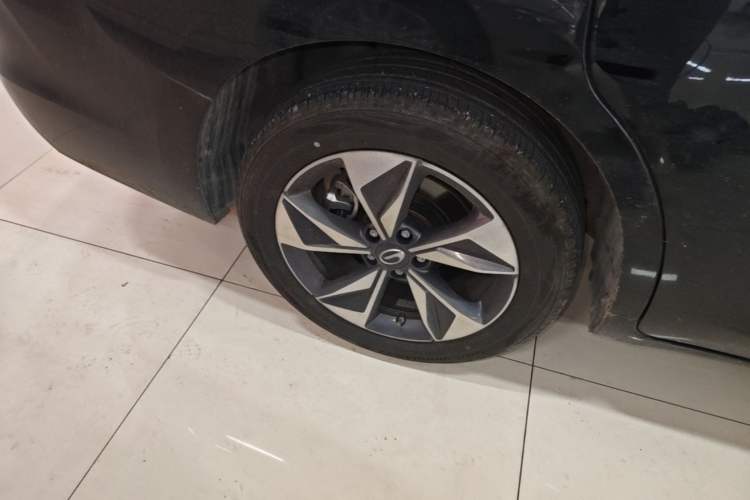 Used GAC Trumpchi M6 2023 PRO 270T DCT Luxury Edition Right Rear Wheel Hub