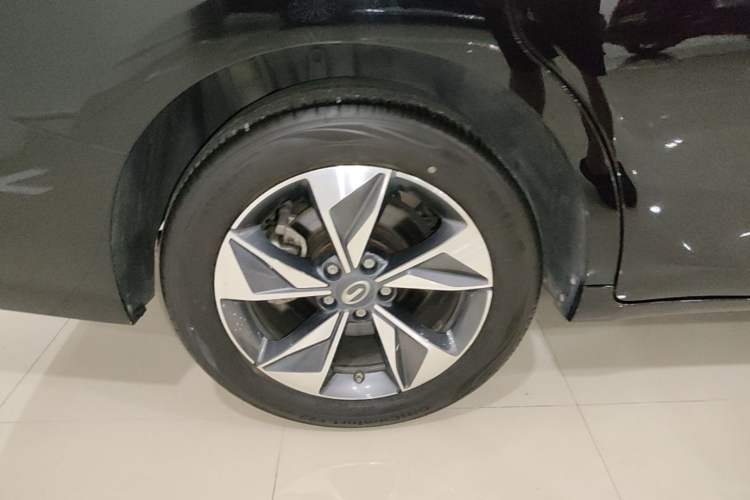 Used GAC Trumpchi M6 2023 PRO 270T DCT Luxury Edition Right Rear Wheel Hub