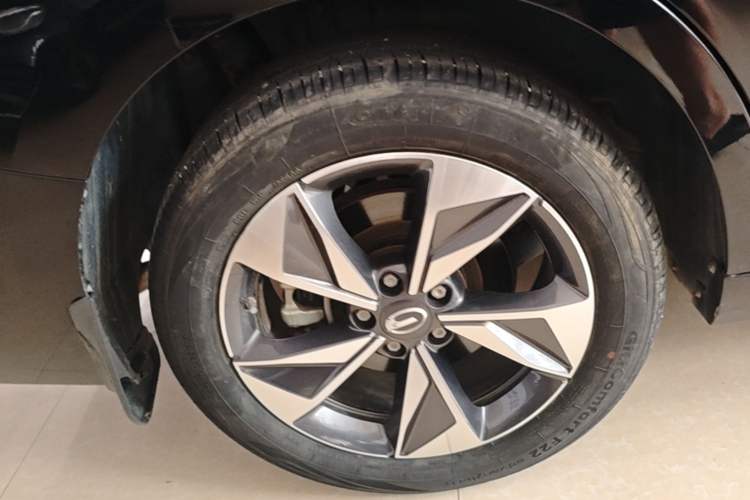 Used GAC Trumpchi M6 2023 PRO 270T DCT Luxury Edition Right Rear Wheel Hub