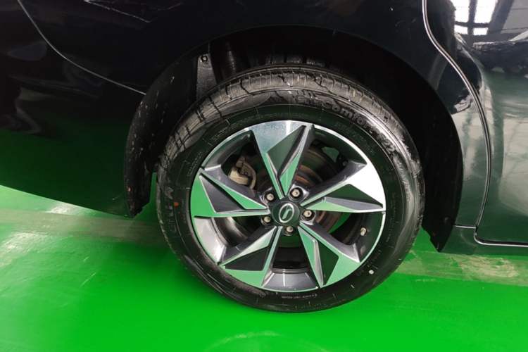 Used GAC Trumpchi M6 2023 PRO 270T DCT Luxury Edition Right Rear Wheel Hub
