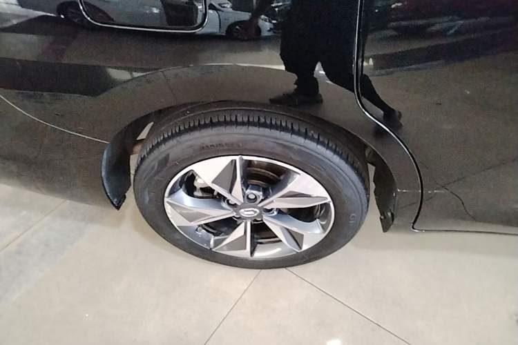 Used GAC Trumpchi M6 2023 PRO 270T DCT Luxury Edition Right Rear Wheel Hub