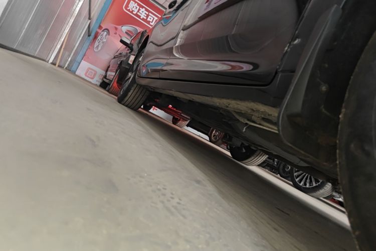 Used GAC Trumpchi M6 2023 PRO 270T DCT Luxury Edition Right Side Sill