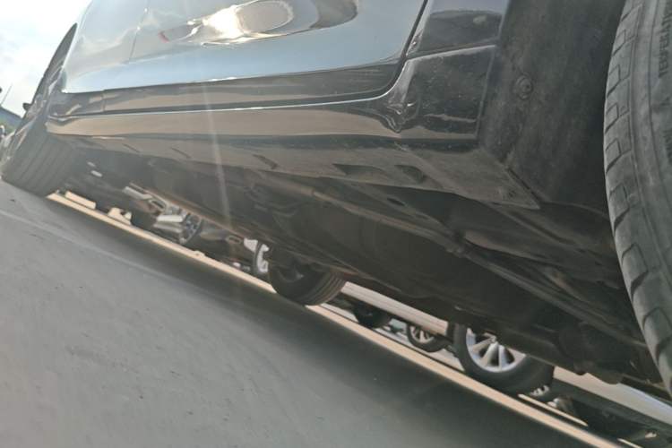 Used GAC Trumpchi M6 2023 PRO 270T DCT Luxury Edition Right Side Sill