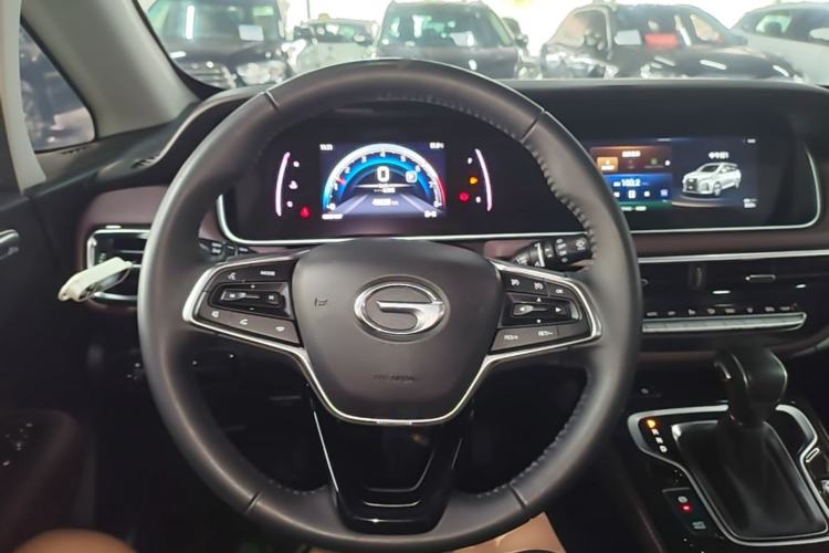 Used GAC Trumpchi M6 2023 PRO 270T DCT Luxury Edition Steering Wheel